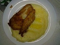 Smazena tilapia, bramborova kase